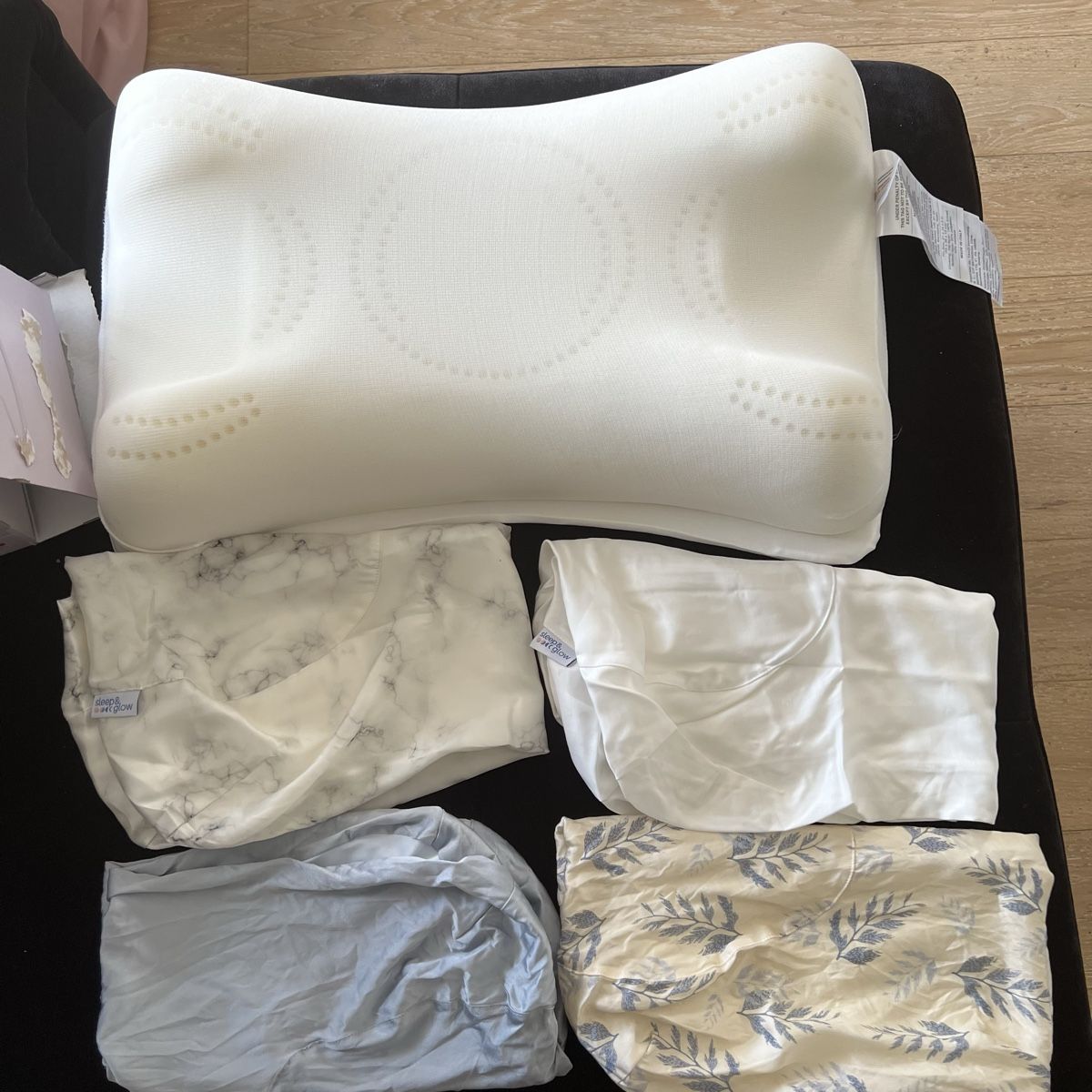 Kissen: Omnia kissen COOLING + 4 silk pillowcases – Neu (gemäss Beschreibung) aus Hedingen von ewe_fra