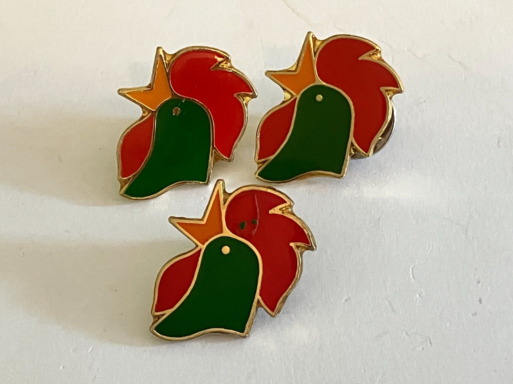 Plaketten & Abzeichen: 3 Pin Kellog's Hahn – Gebraucht aus Basel von djwwpp