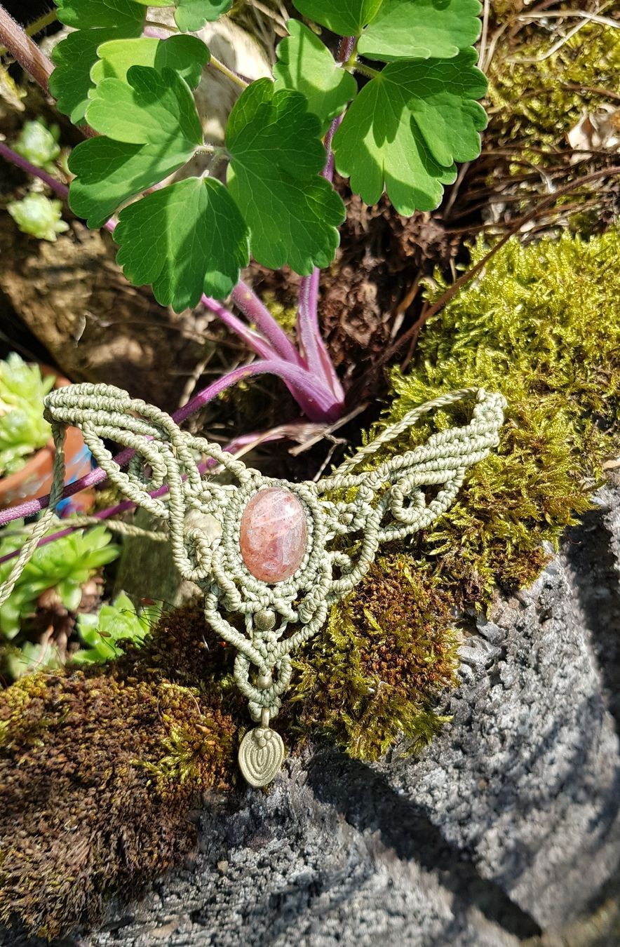 Catenine: Elfen Makramee Kette Sonnenstein handmade – Usato da Menznau venduto da Valinor 1
