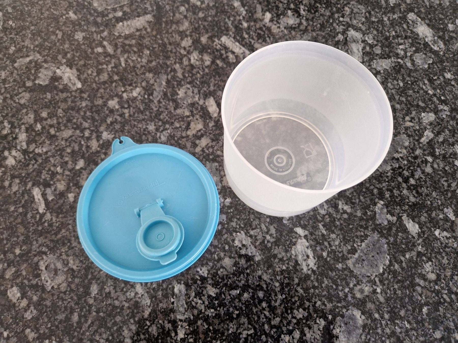 Tupperware Contenitori & Simili: TUPPERWARE Aufbewahrung – Usato da Mezzovico venduto da maemy 2
