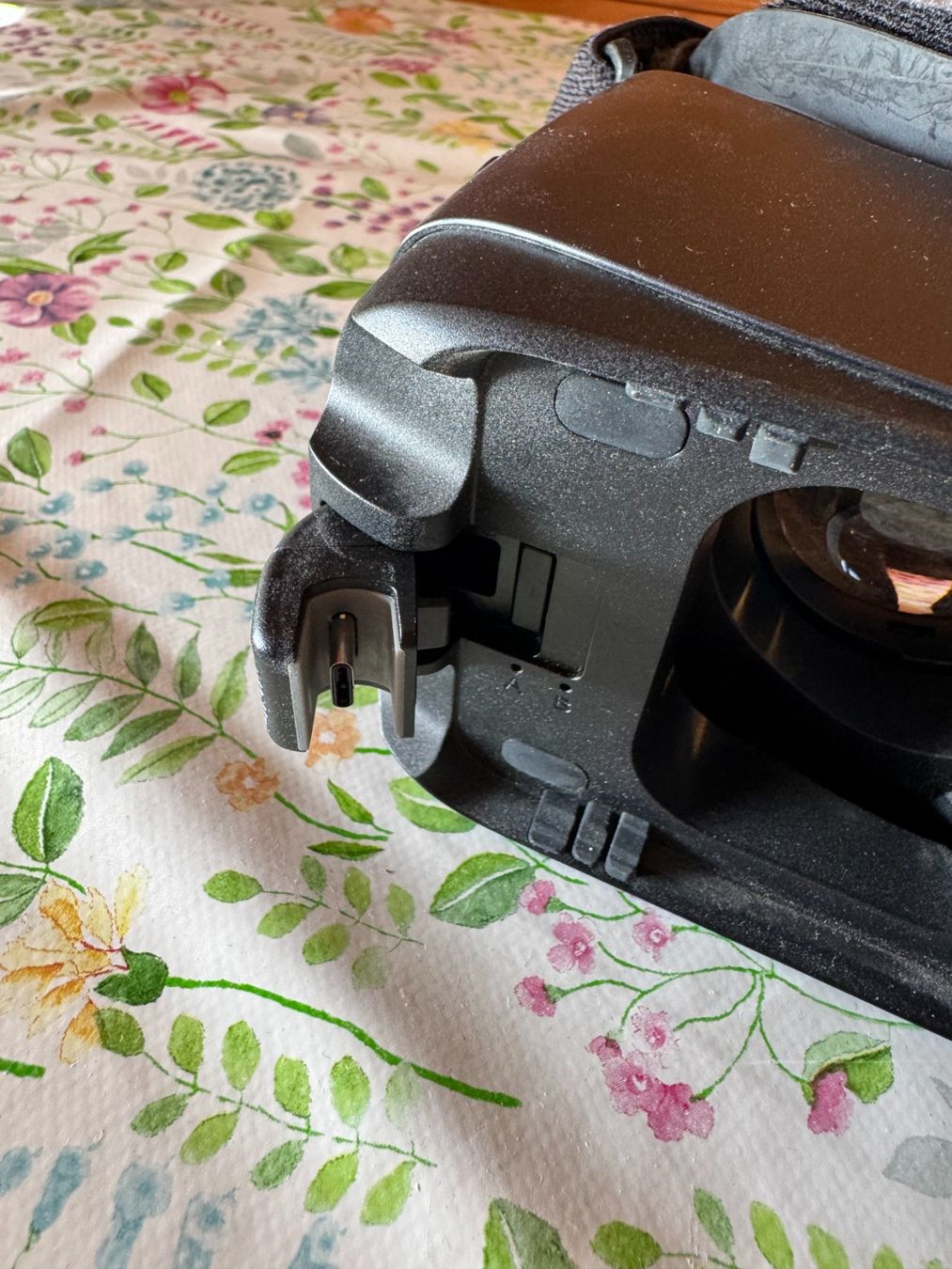 Samsung VR Brille: Samsung Gear VR (mit Controller) – Gebraucht aus Giswil von michivonah 5