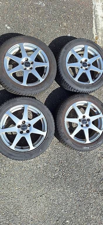 Pneus & Roues: Toyota Prius Winterräder – D'occasion à Grenchen par jst_tw2h 1