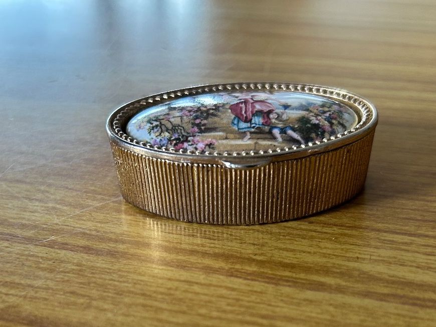 Sonstige Kosmetik & Pflege: Pillendose  Schmuckdose Geschenkdose Vintage 70er 80er – Gebraucht aus Steffisburg von smocky17 1