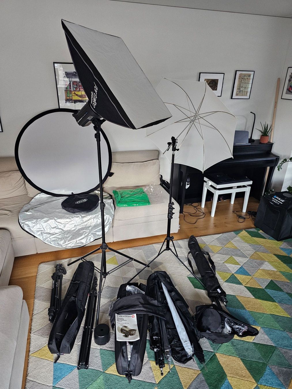 Poster & Bilder: Complete Elinchrom Studio Lighting Set – Excellent Condition – Gebraucht aus Zürich von gst_6rzn