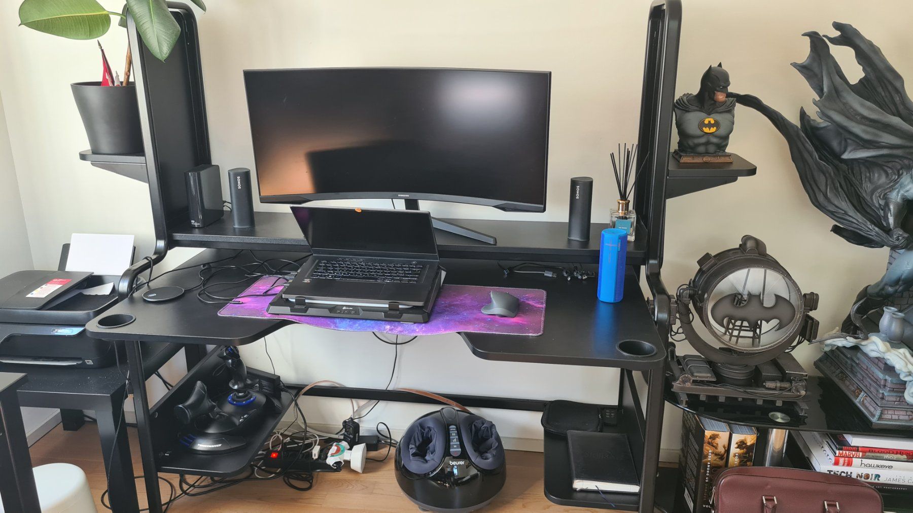 Ikea Scrivanie: Computer desk – Usato da Embrach venduto da mba_ttk7