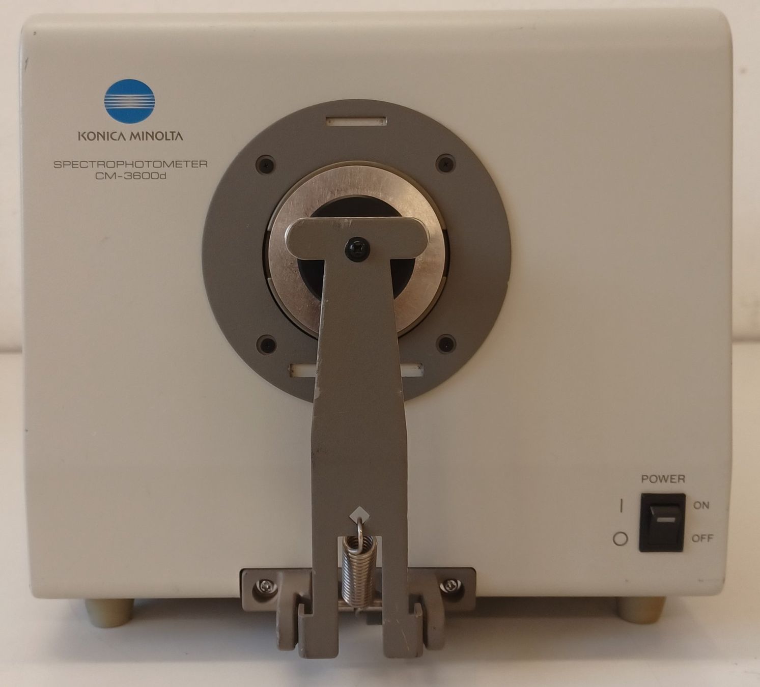 Accessori da laboratorio: Konica Minolta Spectrophotometer CM-3600d – Difettoso da Niederdorf venduto da LeptonAG_Labor 1