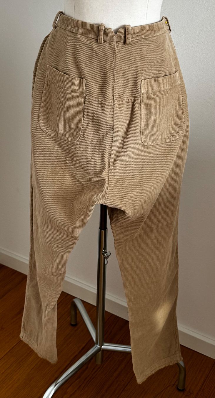Pantaloni: Cordhose, beige, Gr40 Herbst/Winter Saison – Usato da Mörschwil venduto da Mirka019 3