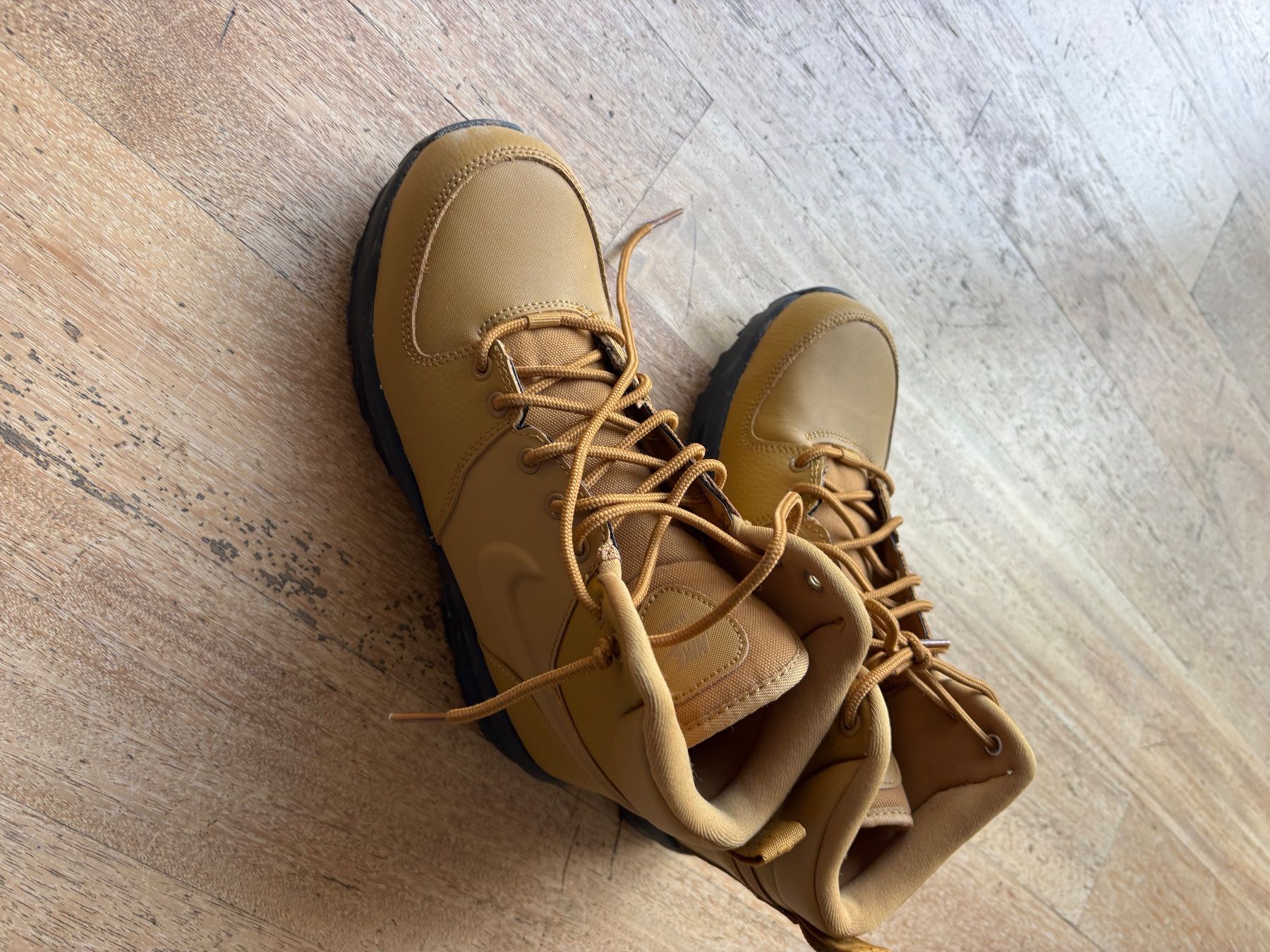 Scarpe da uomo: Schuhe Nike eur 40 – Nuovo (secondo la descrizione) da Bergdietikon venduto da shimano4 1