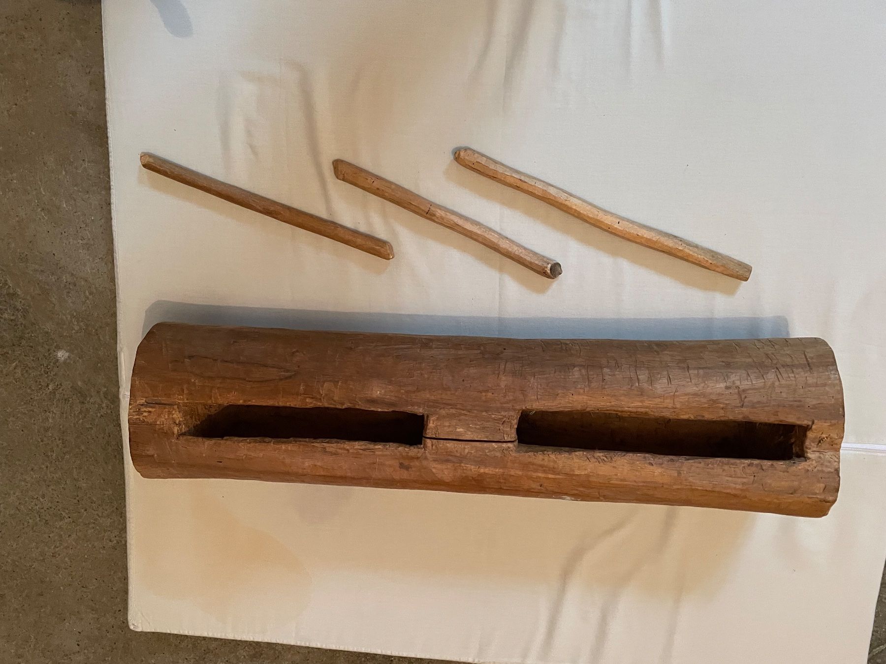 Strumenti musicali: Afrikanisches Schkaginstrument – Usato da Bern venduto da Csaxo 1