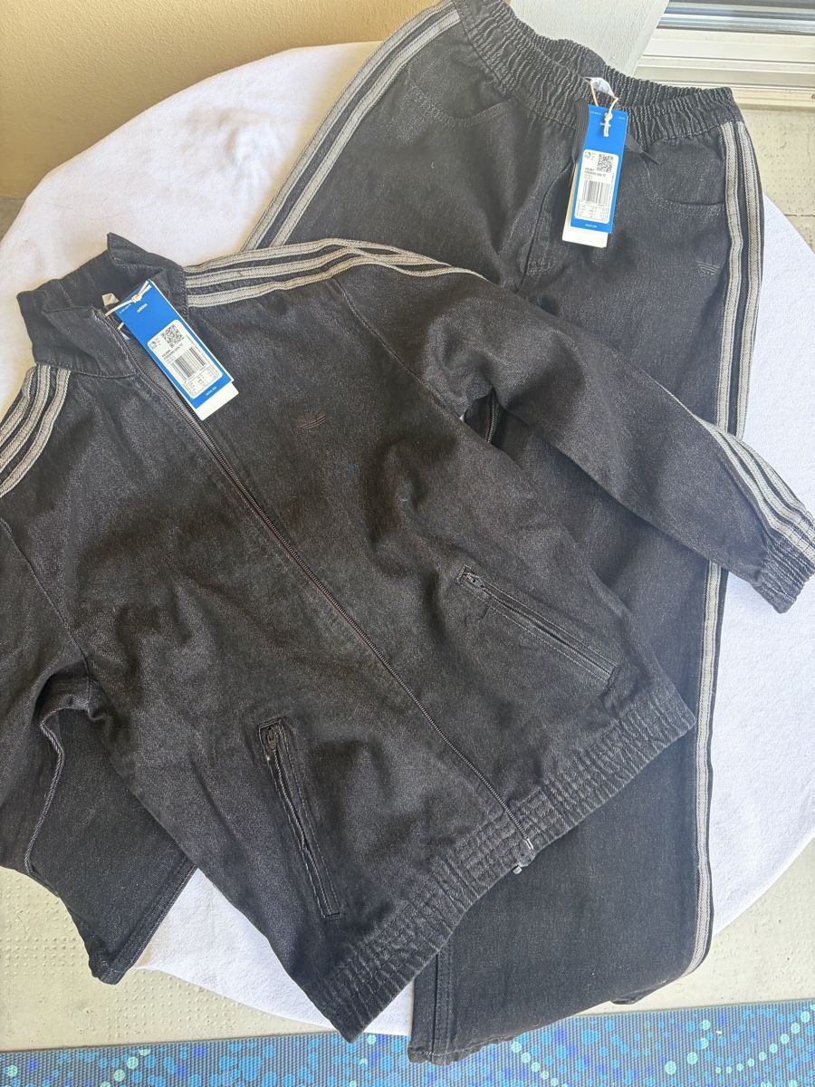 Adidas Tute: Adidas Firebird Denim Tracksuit Black size 152 – Nuovo e nell'imballaggio originale da Basel venduto da cei_5scv