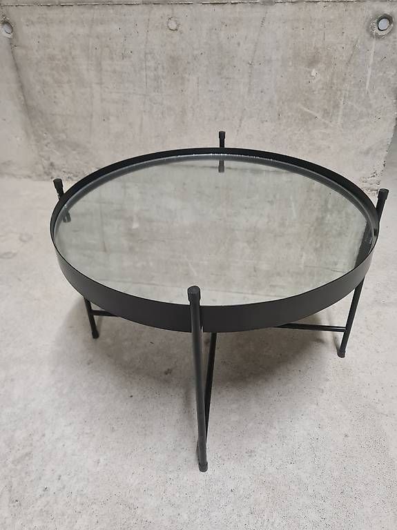 Tables: Runder Beistelltisch mit Spiegelplatte – D'occasion à Rieden AG par WhitePeach