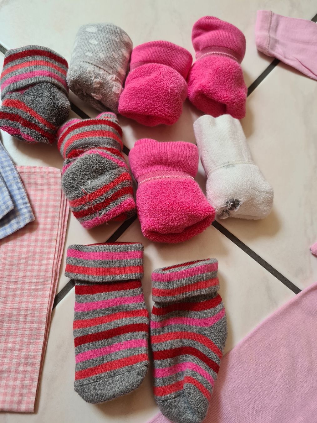 Lotti & Set di vestiti: Diverse Baby-und Kleinkind Kleider – Usato da Ebikon venduto da Songbird85 2