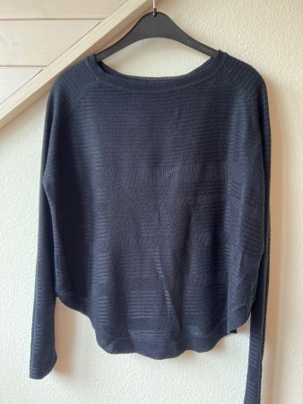 Damen Pullover schwarz locker geschnitten Gr. XS