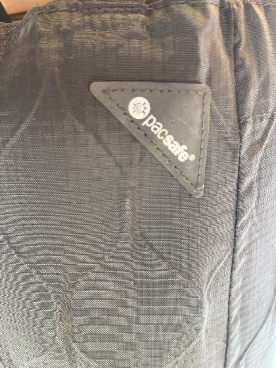 Pacsafe Borse: Pacsafe / Pac-Safe – Usato da Reinach BL venduto da katman 1