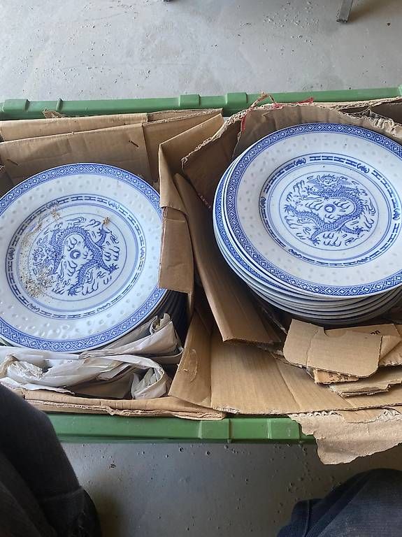 Piatti: 45 x assiettes chinois à vendre – Usato da Martigny venduto da seater