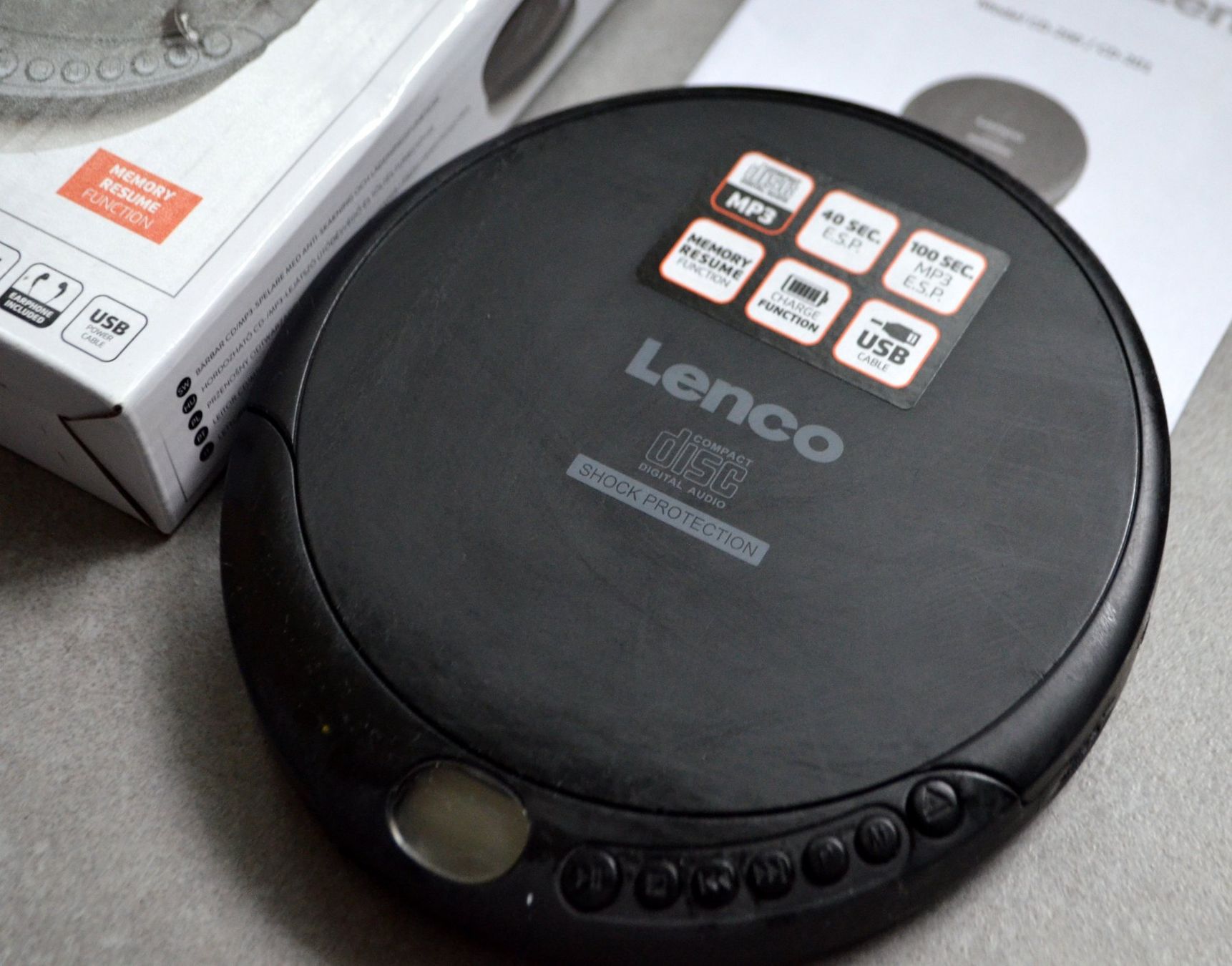 Lenco Lecteur media portable: Discman Lenco CD-200 – D'occasion à Collonges par arashee 2