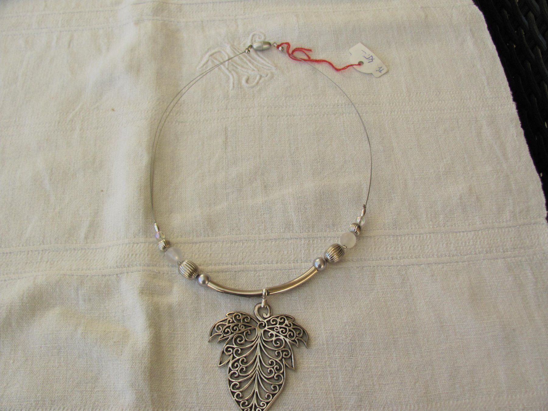 Catenine: Collier fantaisie artisanal – Nuovo (secondo la descrizione) da Vétroz venduto da magnolia5