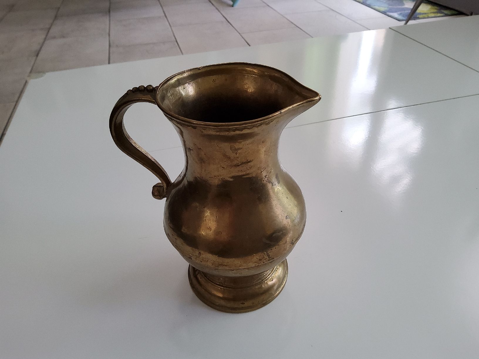 Caraffe: massiver Messingkrug – Usato da Oberwangen b. Bern venduto da rol_p5g6