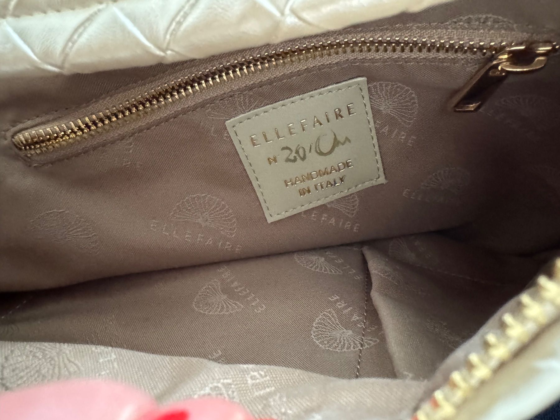 Borse da donna: Umhängetasche vegan offwhite – Usato da Binningen venduto da Nfizzi 1