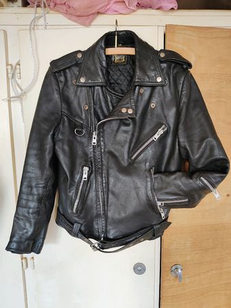 Lederjacke / Töffjacke schwarz Grösse 50  