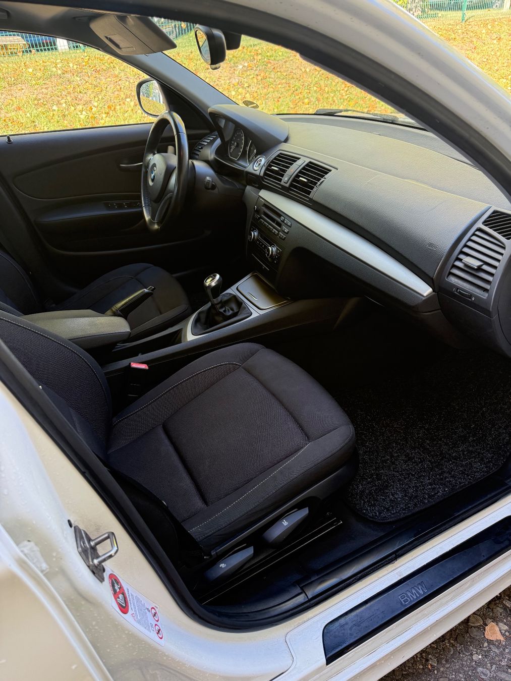BMW Autos: BMW 118d – Gebraucht aus Fribourg von inf_n9kg 6