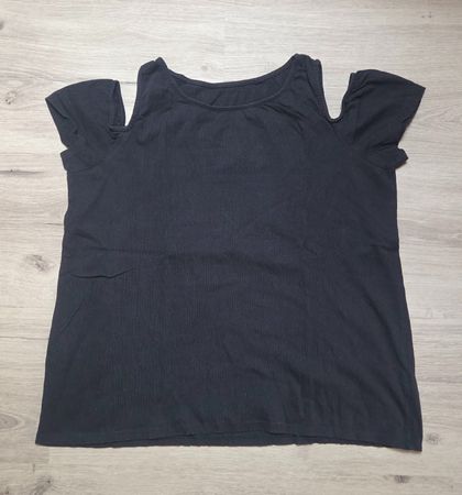 Mädchen T-Shirt schwarz mit Schulterausschnitt Gr. 158/164