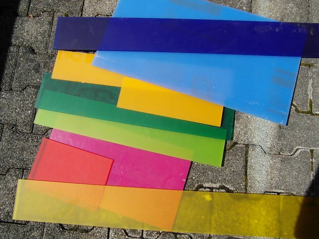 Alle Werkzeuge: Plexiglas farbig – Gebraucht aus Niederrohrdorf von phu_8rpt 1