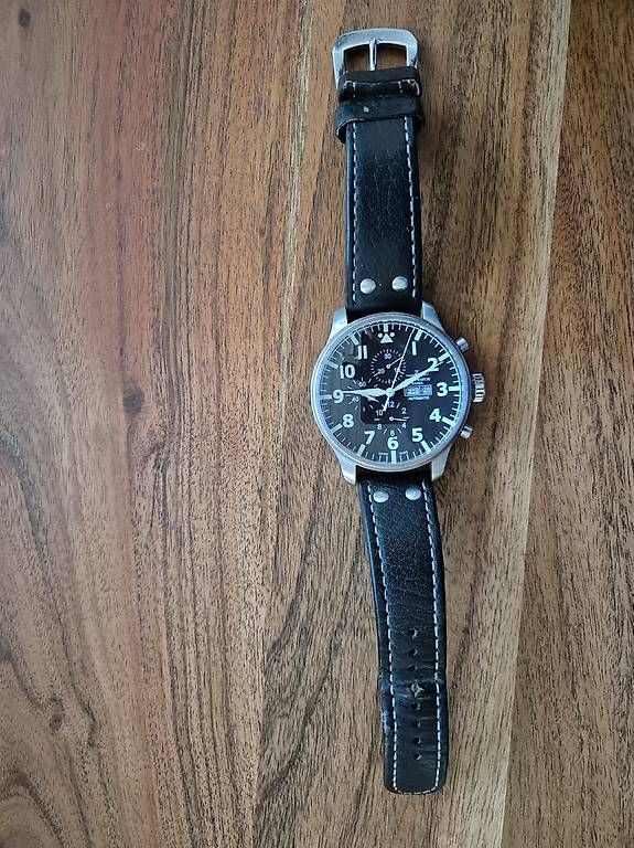 Orologi: ZENO-WATCH BASEL Giant Pilot Navigator Chronograph – Usato da Matzingen venduto da panda98