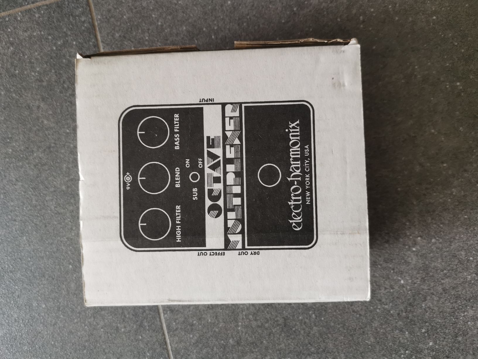 Electro-Harmonix Instruments de musique: Electro-Harmonix Octave Multiplexer Effektpedal mit OVP – D'occasion à Rohrbachgraben par noisenomad 1