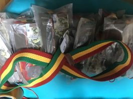 Lot de 13 ceintures rasta