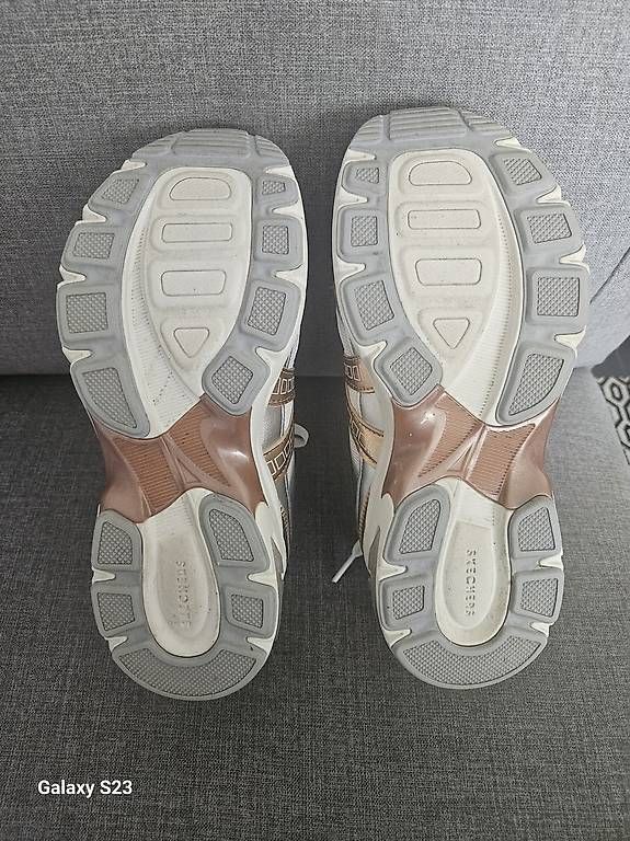 Chaussures femmes: Skechers - Damen - 38.5 – D'occasion à Wallisellen par BeautyBee 3