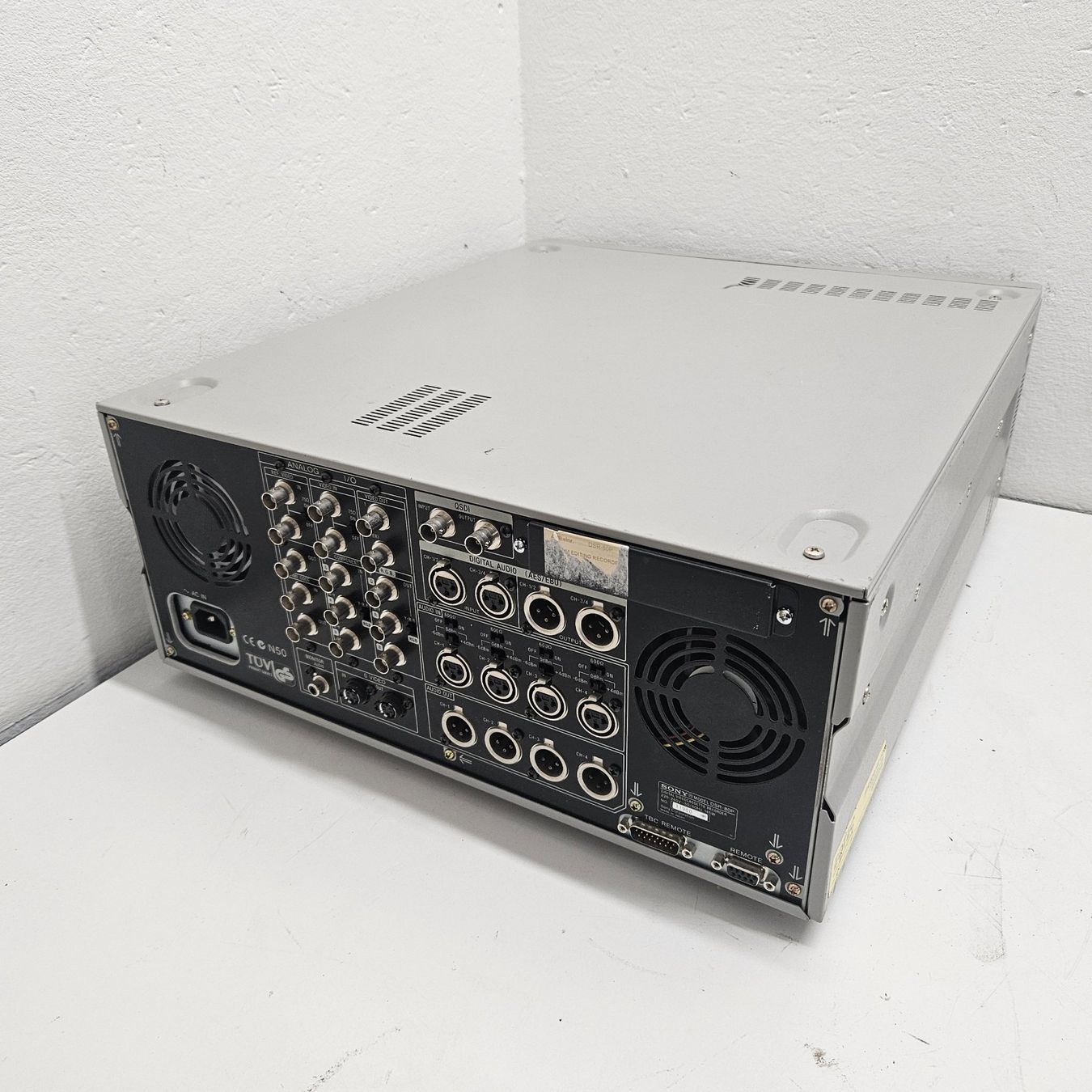 Registratori: SONY DSR-80P Minidv DV Player – Usato da Niederdorf venduto da LeptonAG 4