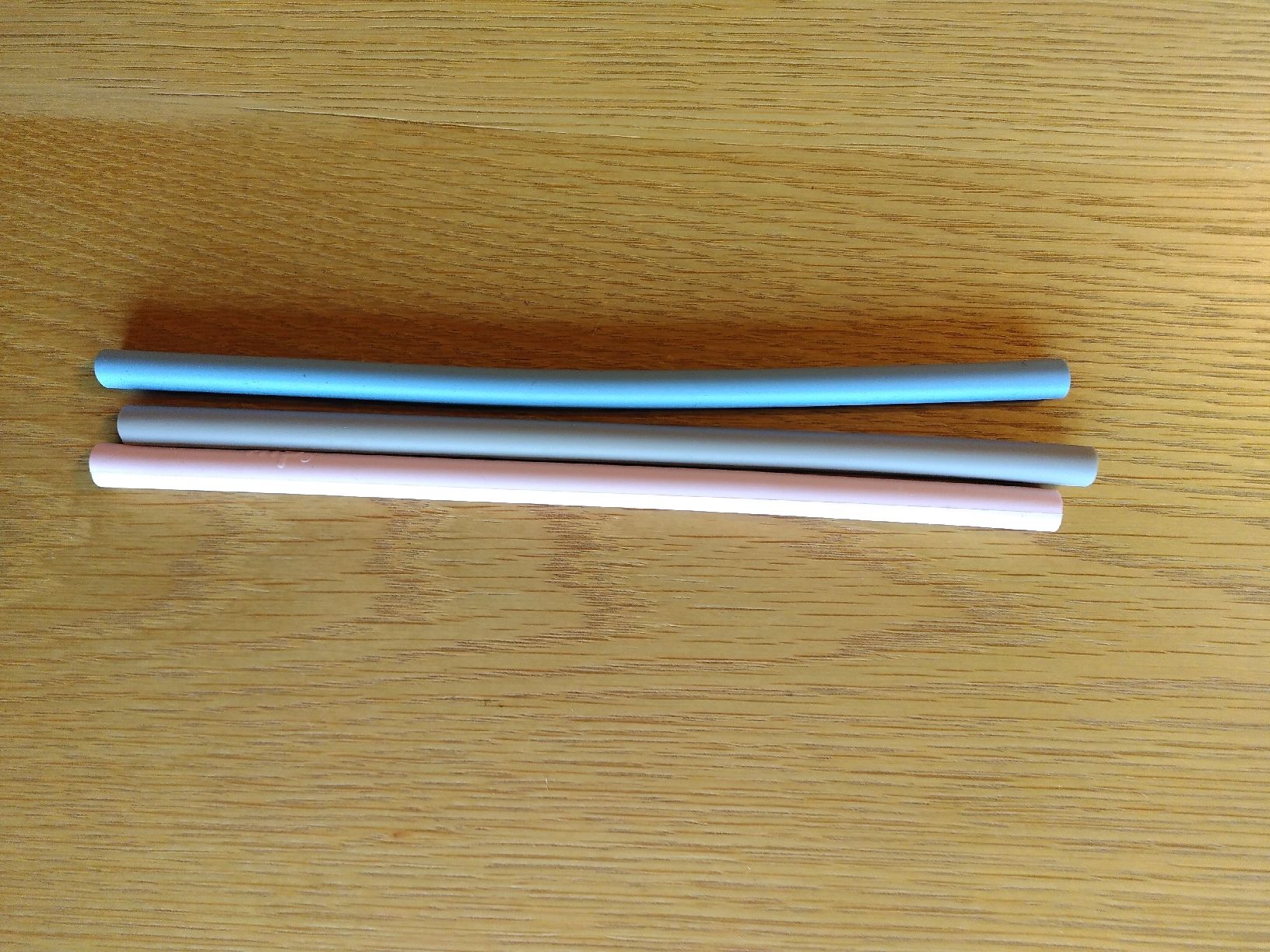 Bicchieri: GRATIS Wiederverwendbare Strohhalme / Pailles réutilisables – Usato da Zürich venduto da aurelie.99