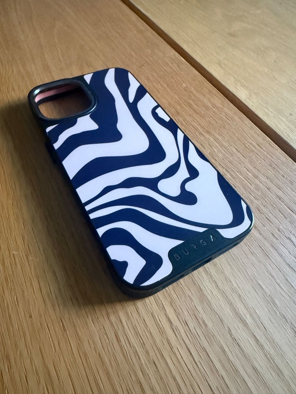 Apple Covers & Schutzfolien: Burga iPhone 14 Hülle – Gebraucht aus Oberrieden von yltr_92 3