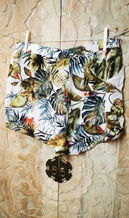 Boho Sommer Shorts Palmen Print - M