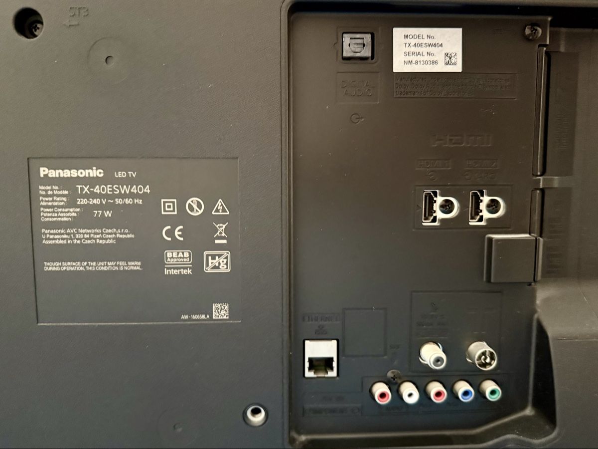 Panasonic Televisori: Panasonic Fernseher TX-40ESW404 – Usato da Uesslingen venduto da binaggi 2