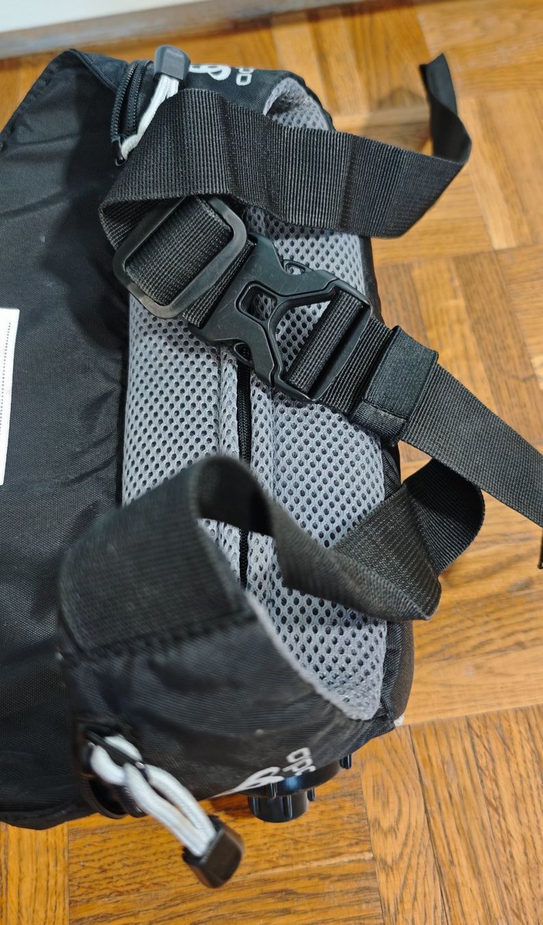 Borse: Odlo Hüfttasche mit Flaschenhalter – Usato da Gams venduto da MissTraveller 2