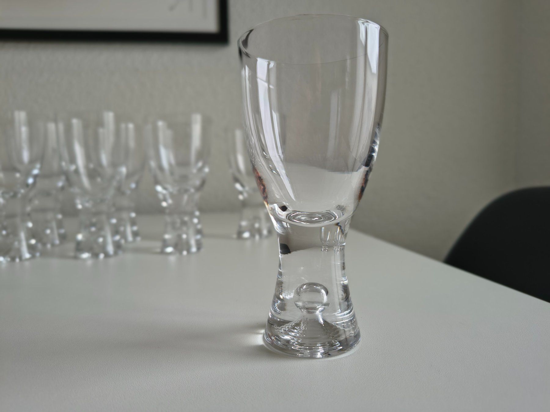 Iittala Bicchieri: IITTALA - Weissweingläser - 7 plus 1 – Nuovo (secondo la descrizione) da Oberglatt ZH venduto da ang_7znb