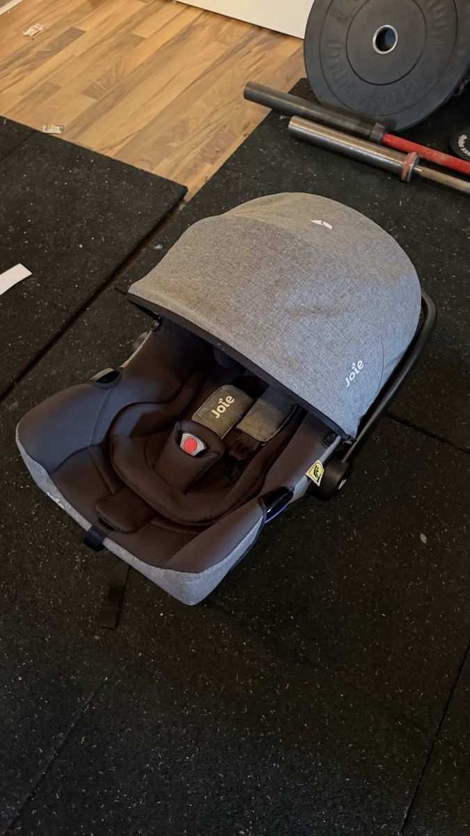 Joie Auto-Kindersitze: Joie Babyschale – Gebraucht aus Watt von mmengem 1