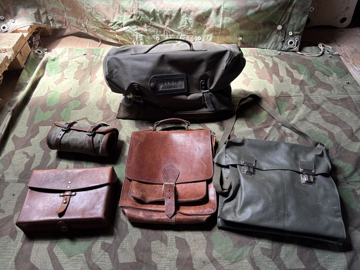 Armée suisse Sacs: Schweizer Armee Taschen Set – D'occasion à Wil ZH par El_Bicho