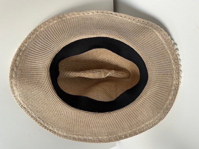 Chapeaux, bonnets & casquettes: Hübscher Sonnenhut mit Perlen bestickt, Beach Sonne Sommer – D'occasion à Genève par and_nv8c 3