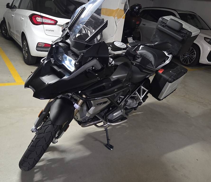 Touring: Bmw r1200rs  – D'occasion à Goldach par Kv1975 1