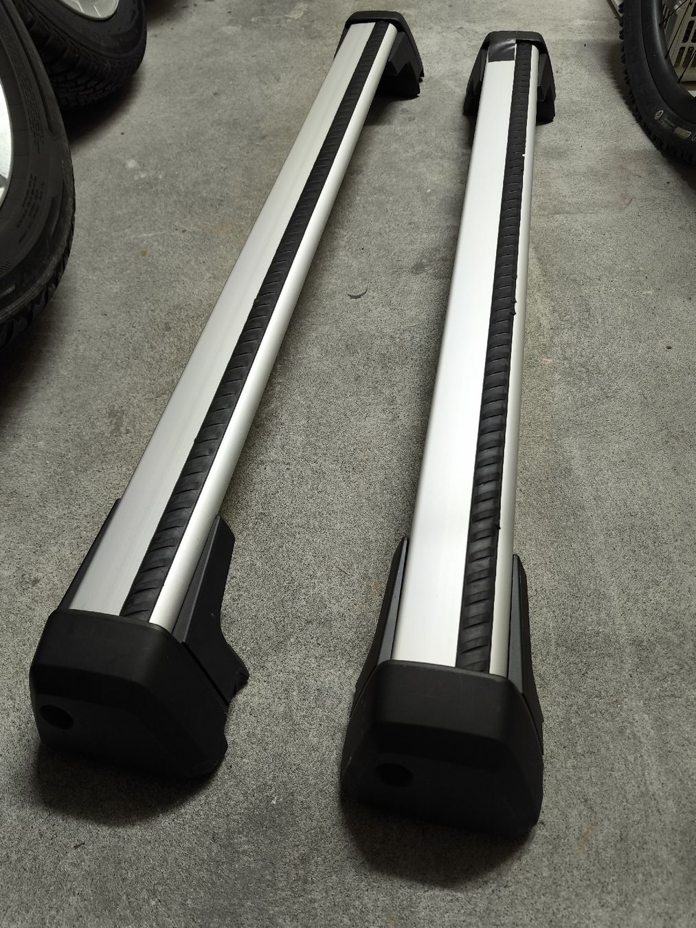 Thule Portapacchi: Volvo Wingbar Edge Dachgepäckträger – Usato da Lyss venduto da freak5000