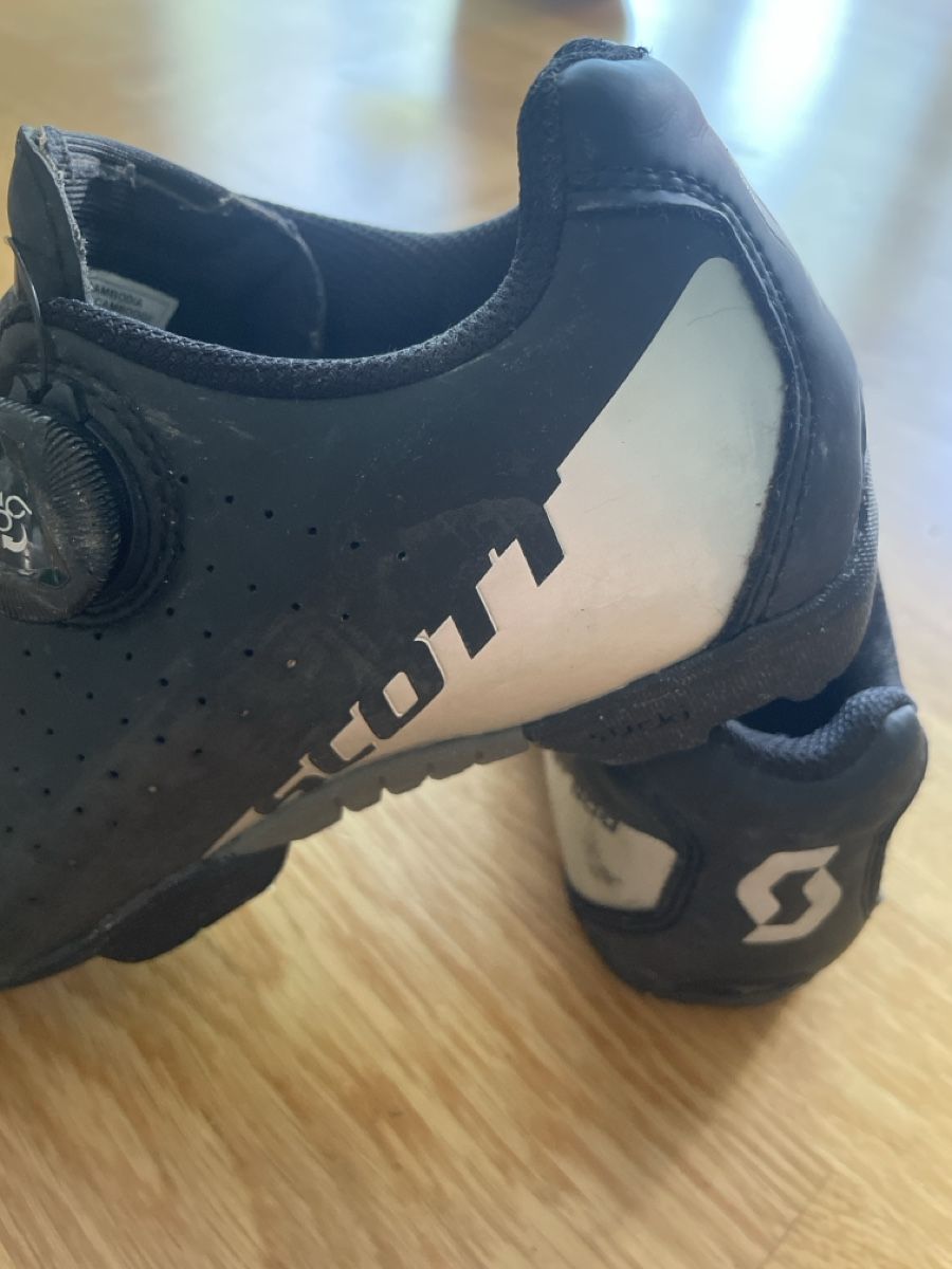 Scott Herrenschuhe: Scott Bike Schuhe, Click System, gr 36 – Gebraucht aus Uetikon am See von Wigglo 3