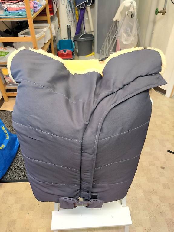 Sacchi a pelo: Fellhof Fusssack NP 230.- – Usato da Embrach venduto da Vza 2