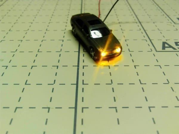 Modellini di ferrovie: Pannen-Auto mit Warnblinker, Spur N – Nuovo e nell'imballaggio originale da Luzern venduto da Salefactory