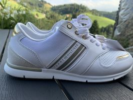Tommy Hilfiger Sneaker Damenschuhe Grösse 37 NEU OVP