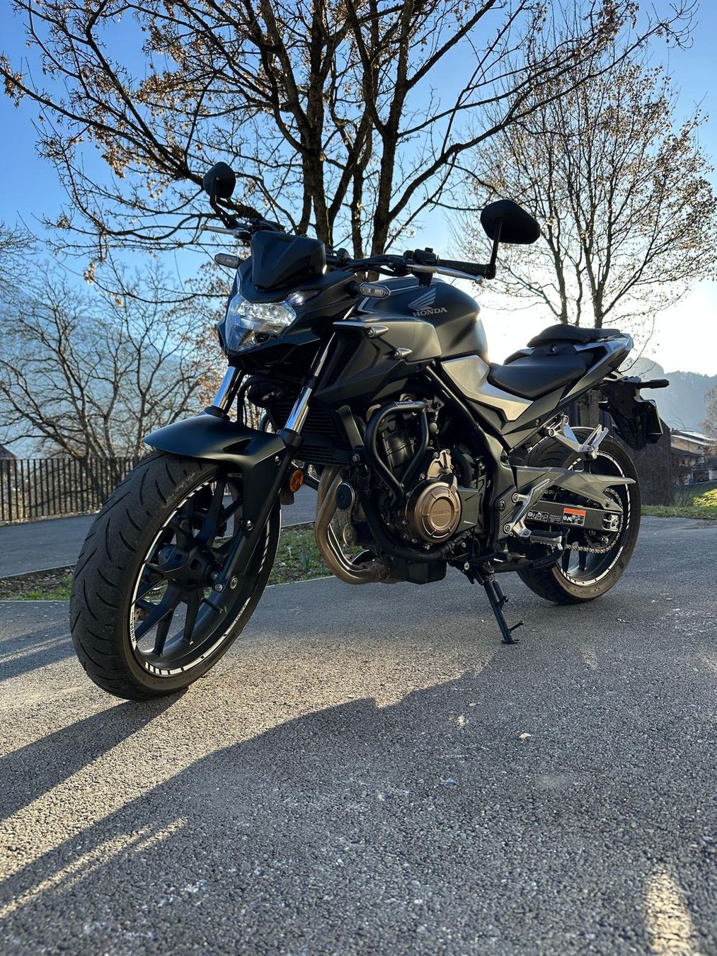 Honda Strada: Honda CB500F, JG 2019, Top Zustand – Usato da Spiez venduto da lor_rb6p