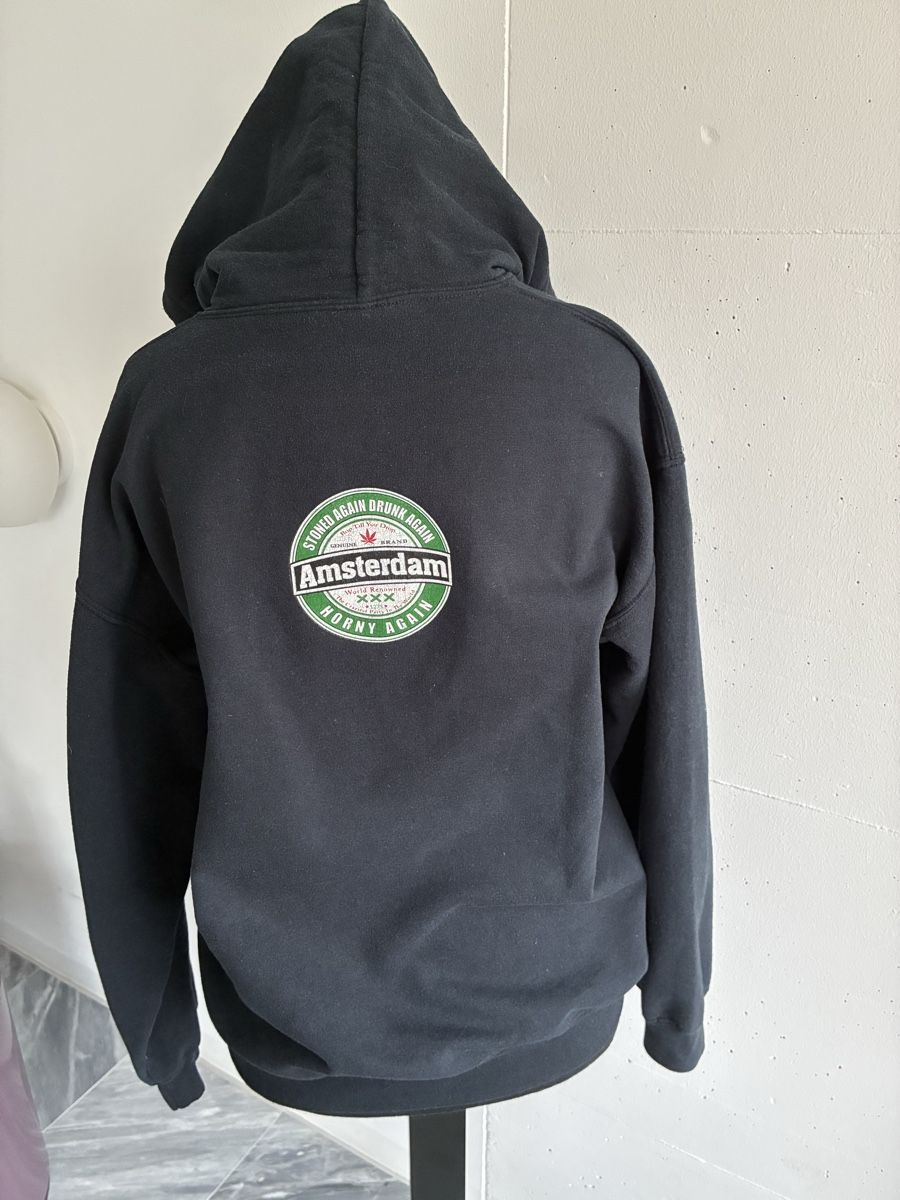 Pullover & Sweatshirts: Kapuzenpulli – Gebraucht aus Bern von secondhand_and_more 2