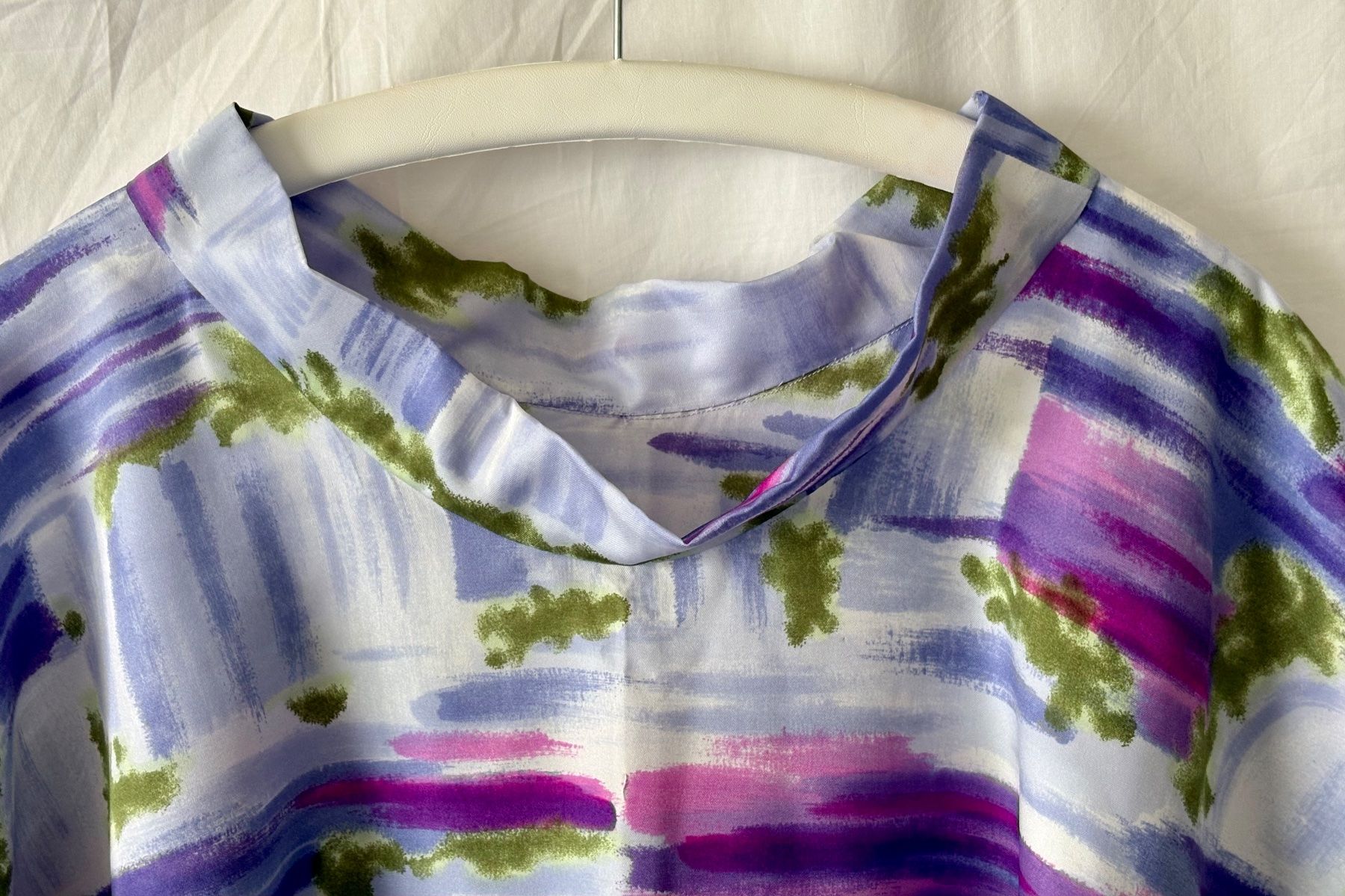 Robes: Vintage Kaftankleid lilafarben – D'occasion à Oberrieden par pet_n2c2 2